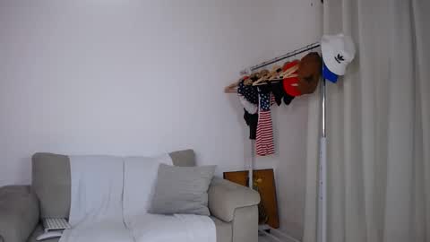 josezaens_ online show from October 29, 2025, 8:16 am