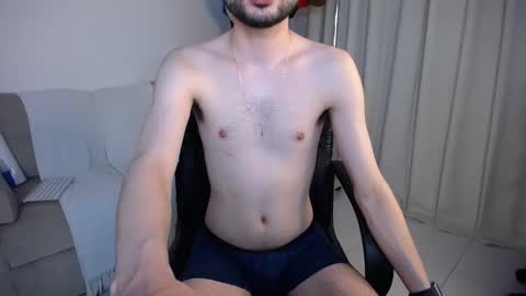 josezaens_ online show from November 5, 2025, 8:03 am