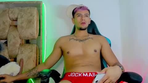 Snapshot of josh_cam99 chatting on October 16, 2025, 2:45 am JOSH online show from October 16, 2025, 2:45 am