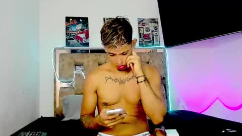 Snapshot of josh_cam99 chatting on November 2, 2025, 4:31 pm JOSH online show from November 2, 2025, 4:31 pm