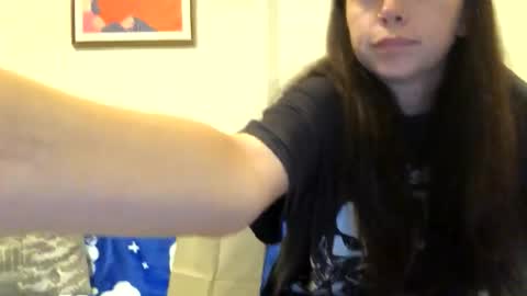 josh_xo online show from November 3, 2025, 2:51 pm