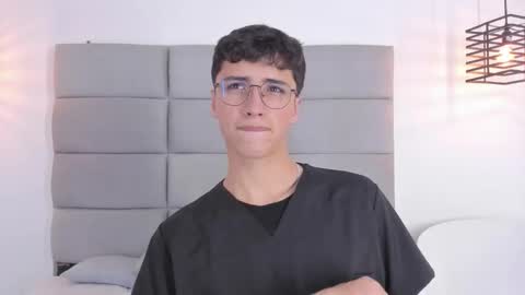 Snapshot of joshclaarktt chatting on February 3, 2026, 3:48 am Josh online show from February 3, 2026, 3:48 am