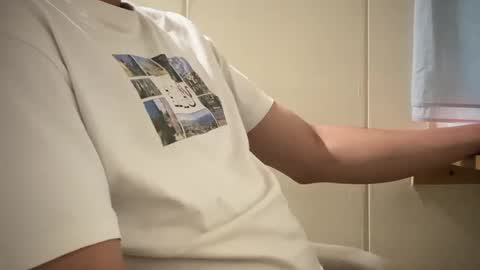 Snapshot of josheli chatting on February 8, 2026, 10:35 pm Nicolas online show from February 8, 2026, 10:35 pm