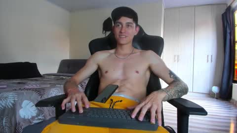 Snapshot of joshmiller_ chatting on December 15, 2025, 9:41 pm Josh online show from December 15, 2025, 9:41 pm