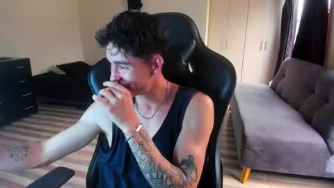 Snapshot of joshmiller_ chatting on January 19, 2026, 4:33 pm Josh online show from January 19, 2026, 4:33 pm