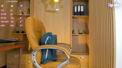 joshmiller___ online show from June 27, 2026, 12:22 pm