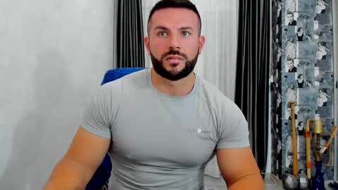 joshuamuscle69 online show from November 11, 2025, 12:38 pm