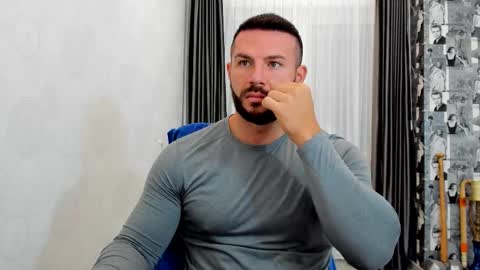 joshuamuscle69 online show from November 18, 2025, 6:51 am