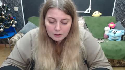 Snapshot of josiesun771 chatting on December 21, 2024, 11:01 am josiesun771 online show from December 21, 2024, 11:01 am