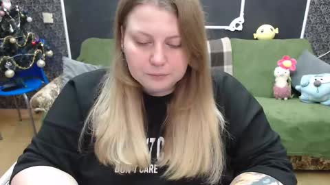 Snapshot of josiesun771 chatting on January 13, 2025, 7:11 am josiesun771 online show from January 13, 2025, 7:11 am