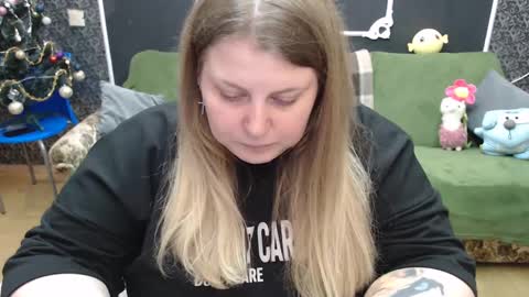 Snapshot of josiesun771 chatting on January 13, 2025, 10:14 am josiesun771 online show from January 13, 2025, 10:14 am