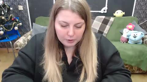 Snapshot of josiesun771 chatting on February 7, 2025, 10:08 am josiesun771 online show from February 7, 2025, 10:08 am