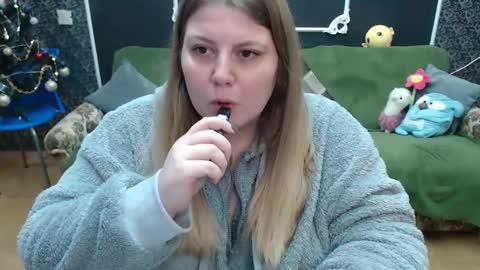 Snapshot of josiesun771 chatting on February 10, 2025, 7:04 am josiesun771 online show from February 10, 2025, 7:04 am