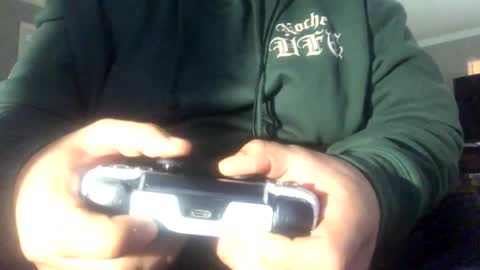 josman23 online show from October 22, 2025, 2:28 pm