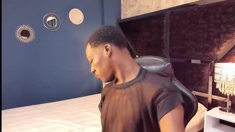 jostin_black1 online show from September 20, 2025, 12:28 pm