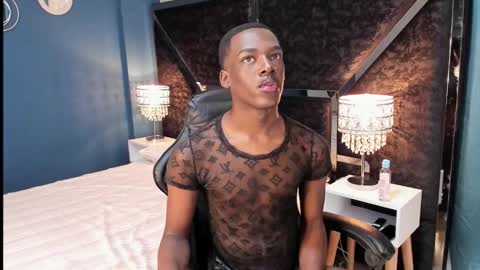 jostin_black1 online show from September 21, 2025, 2:08 pm