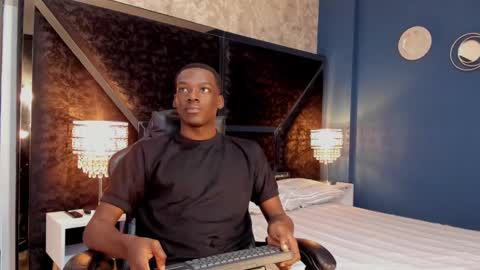 jostin_black1 online show from September 26, 2025, 12:31 pm