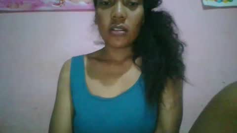 josy918592 online show from May 4, 2026, 3:35 am