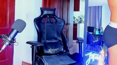 Jota online show from November 27, 2025, 6:54 pm