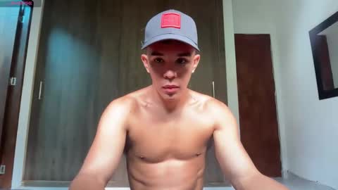 Im Jouliano online show from November 23, 2025, 8:08 pm