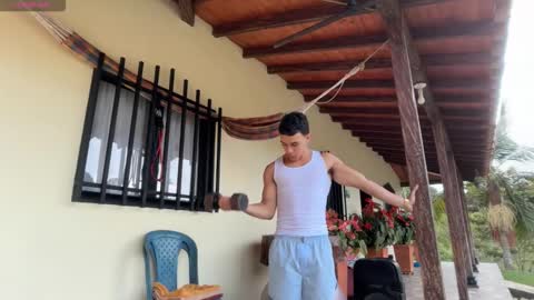 Im Jouliano online show from February 13, 2026, 10:39 pm