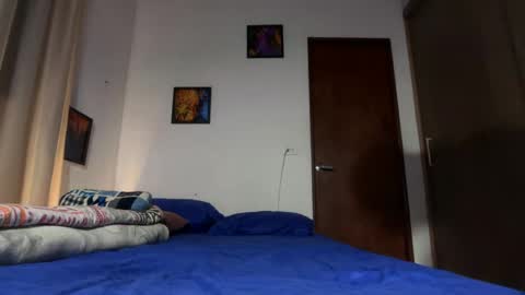 Im Jouliano online show from May 19, 2026, 1:56 am
