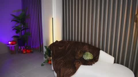 Jov online show from October 27, 2025, 7:51 pm