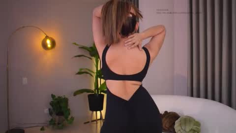 Snapshot of jovanna_smyth chatting on March 17, 2026, 12:04 am Jov online show from March 17, 2026, 12:04 am