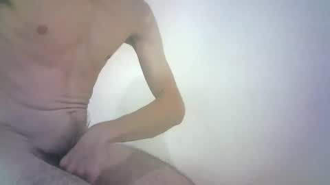 jovemrapaz2 online show from April 6, 2026, 10:22 pm