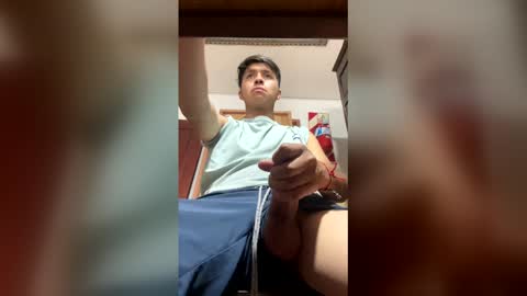 Snapshot of jovenlindo2002 chatting on April 1, 2026, 1:34 pm Fran online show from April 1, 2026, 1:34 pm