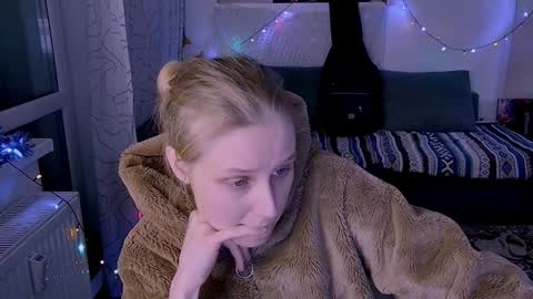 joy_keys online show from February 3, 2025, 4:52 pm