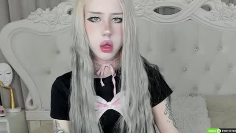 Joy Barker online show from November 3, 2025, 1:56 pm