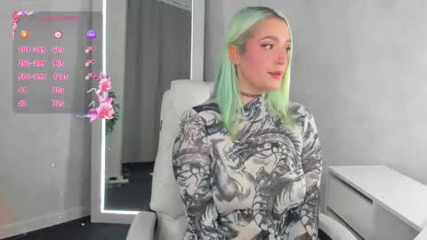 Vickie online show from September 25, 2025, 8:40 am
