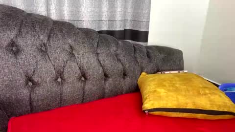 Butterflyass online show from March 20, 2026, 4:17 am