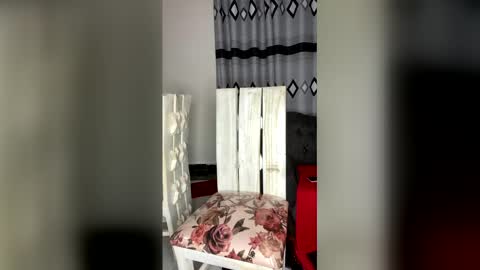 Butterflyass online show from April 24, 2026, 3:03 pm