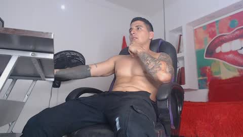 Snapshot of joyzfedward chatting on January 25, 2025, 5:19 pm eduardo online show from January 25, 2025, 5:19 pm