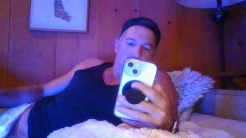 Snapshot of jroge21 chatting on January 8, 2025, 4:55 am jroge21 online show from January 8, 2025, 4:55 am