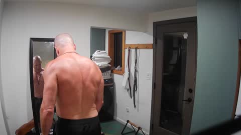 Snapshot of jroge21 chatting on February 21, 2025, 4:07 am jroge21 online show from February 21, 2025, 4:07 am