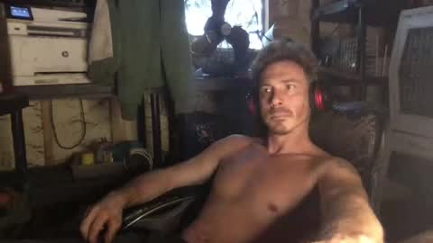 JTS online show from November 16, 2025, 10:04 pm