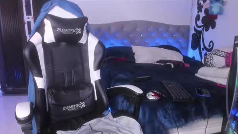 juan online show from December 4, 2025, 9:01 pm