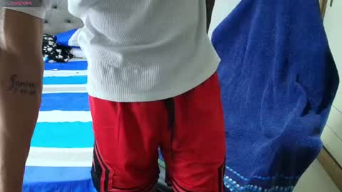 Snapshot of juan_gomez_1 chatting on July 7, 2026, 11:03 am juan_gomez_1 online show from July 7, 2026, 11:03 am