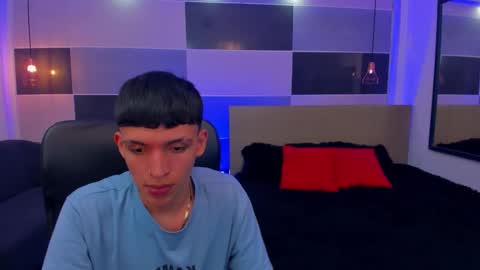 JuanSteven online show from December 14, 2024, 5:51 am