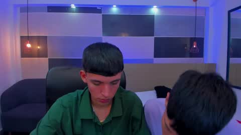 JuanSteven online show from February 22, 2025, 4:40 am