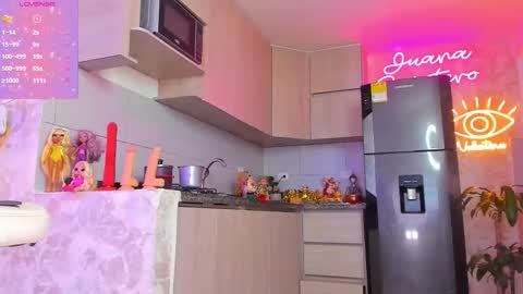 JUANA VALENTINA QUINTERO independent model  ONLY FANS --- Juanaquintero online show from October 20, 2025, 1:00 pm