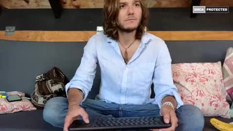 Juana1hin online show from December 21, 2025, 11:23 pm