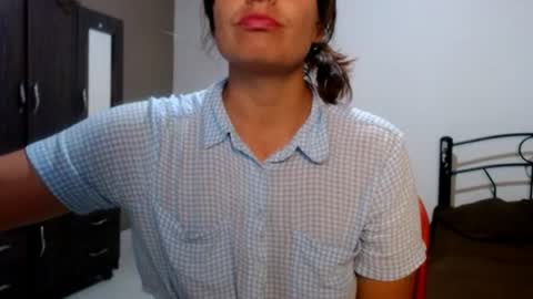 juana_monte online show from June 14, 2026, 2:46 am