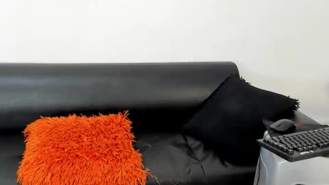 Snapshot of juandiegokingx chatting on March 8, 2025, 12:33 am Juan Diego Uribe online show from March 8, 2025, 12:33 am