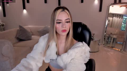 Snapshot of juanitaclay chatting on January 17, 2025, 11:49 am Juanita Clay online show from January 17, 2025, 11:49 am