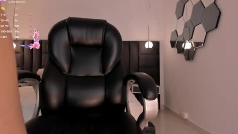 Snapshot of juanitaclay chatting on February 20, 2025, 2:46 pm Juanita Clay online show from February 20, 2025, 2:46 pm