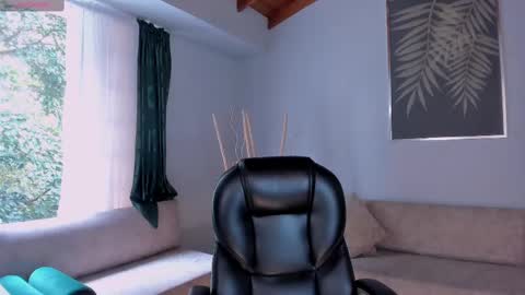 Snapshot of juanitaclay chatting on March 2, 2025, 2:32 pm Juanita Clay online show from March 2, 2025, 2:32 pm